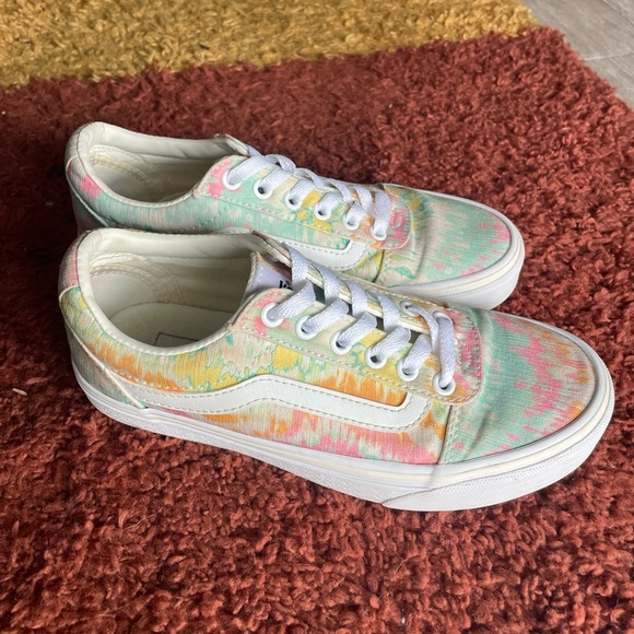 Vans Ward style Tie Dye Shoes - Picture 2 of 6